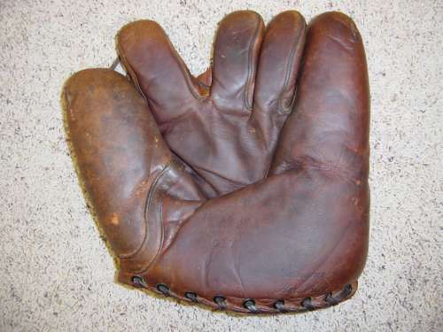 C.C. Peck Hamel Nokona G17 Front